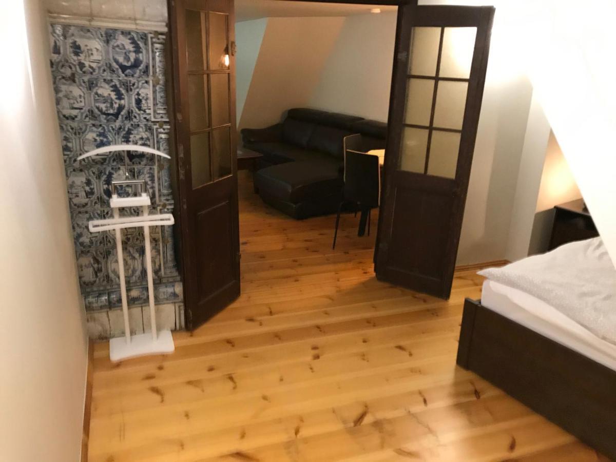 Apartamento Doma Square Penthouse, In The Heart Of Old Town Riga Exterior foto
